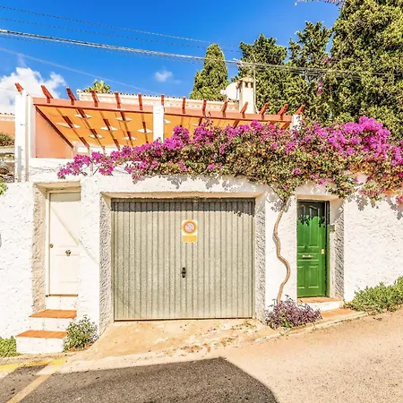Villa Capistrano *